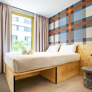 Easyhotel Euromed 2*, Marseilles Frankreich